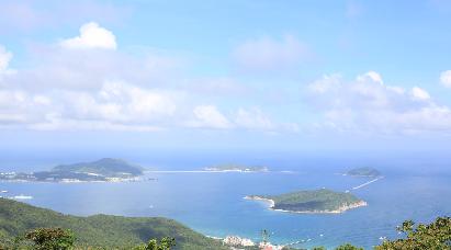 【近海版 0夠大玩家】<蜈支洲島、直升機(jī)體驗(yàn)、檳榔谷黎苗文化、亞龍灣國(guó)際玫瑰谷>雙飛4天