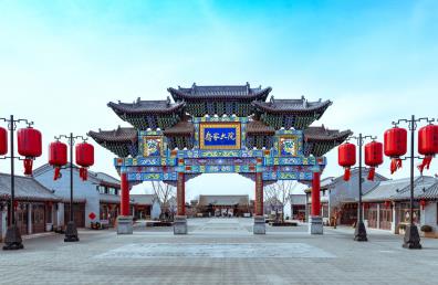 景點(diǎn)：喬家大院牌坊